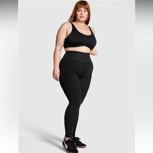 VS pink RELAY COMPRESSION LEGGINGS